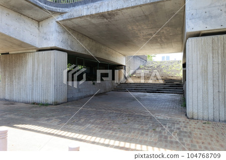 Scenery of Tatsumi no Mori Seaside Park (Koto Ward, Tokyo) 104768709