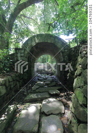 四國村三瀨庵拱橋（原金比羅五街道高松公路沿線的橋樑，因縣道擴建而遷移） 104769181