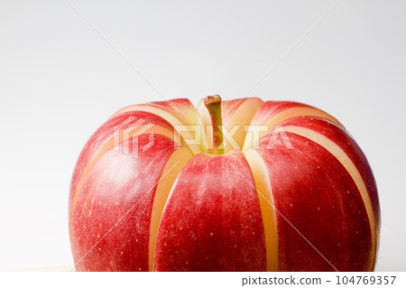 裂開的蘋果 104769357