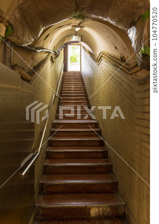 神戶市JR三宮站前格列佛隧道（三地A14出口） 104770520