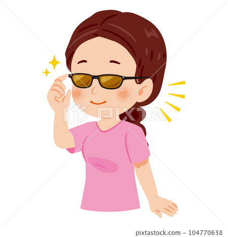 woman with sunglasses 104770638