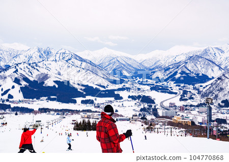 滑雪場全景【新潟縣越後湯澤岩原滑雪場】 104770868
