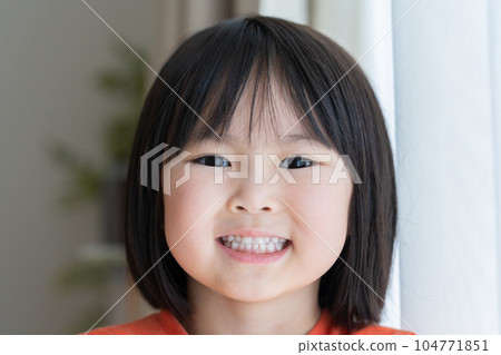 smiling 5 year old child smiling 5 year old child 104771851