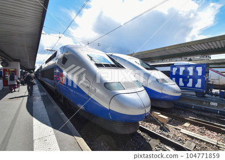 Leading car of French high-speed train TGV 104771859