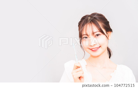 刷牙是口腔護理的基礎【牙齒護理形象】 刷牙是口腔護理的基礎【牙齒護理形象】 104772515