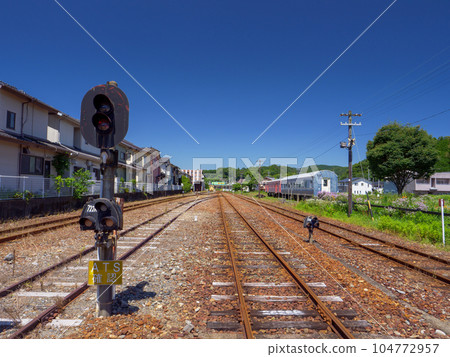 Scenery inside Tenryu Futamata Station on the Tenryu Hamanako Railway in summer 104772957