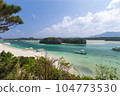 川平灣美麗的珊瑚礁海 104773530