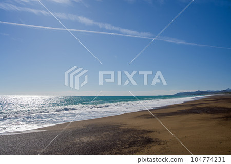 大海和波浪【七里美濱海灘】 104774231