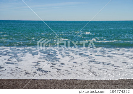 大海和波浪【七里美濱海灘】 104774232