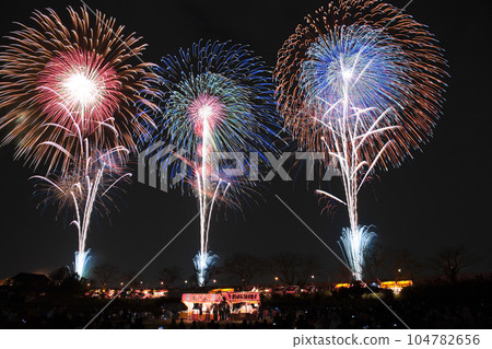 Tsuchiura fireworks display 104782656