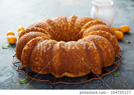 Winter citrus pound bundt cake 104785117