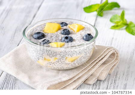 Chia pudding with mango 104787334