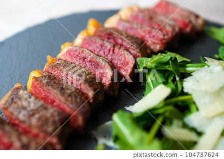 Italian Cuisine Beef Tagliata 104787624