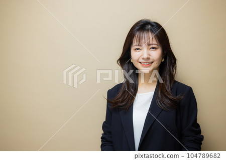 女商人米色包包 104789682