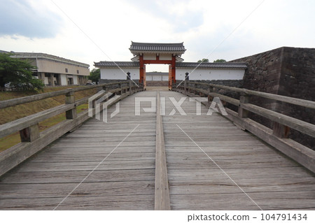 山形城本丸一門石牆、大手橋、高麗門、增方土牆 山形城本丸一門石牆、大手橋、高麗門、增方土牆 104791434