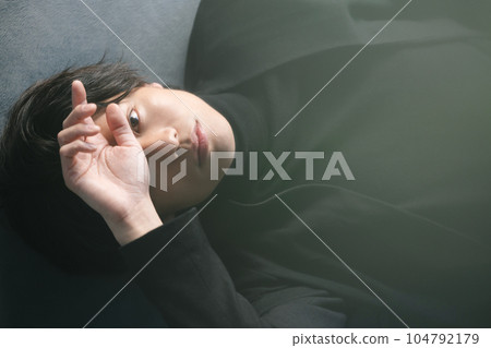 男性肖像』 104792179