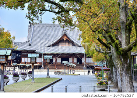 Tenrikyo教會總部（奈良縣天理市） 104792527