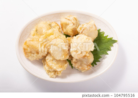 scallop tempura 104795516