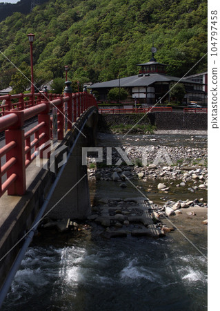 Tottori, a walk in the four seasons, the river where Koinobori swims, the Seto River Tottori, a walk in the four seasons, the river where Koinobori swims, the Seto River 104797458