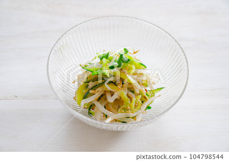 豆芽黃瓜 104798544