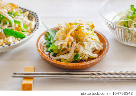 辣椒油豆芽菜 104798548