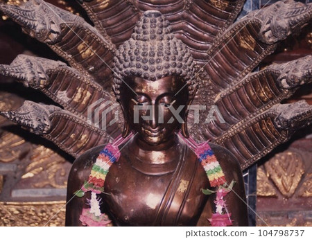 緬甸大其力一座小寺廟的佛像,該鎮與泰國接壤 緬甸大其力一座小寺廟的佛像,該鎮與泰國接壤 104798737