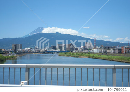沼津市富士山橋上 104799011