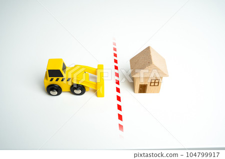 Restrictions and permits for demolition of buildings. Expansion of enterprises and infrastructure facilities. Preservation of a historical building of cultural heritage. Protection of private property 104799917