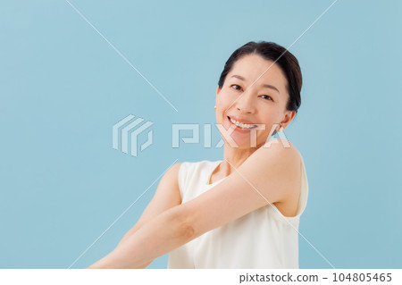 美麗女人藍背 美麗女人藍背 104805465