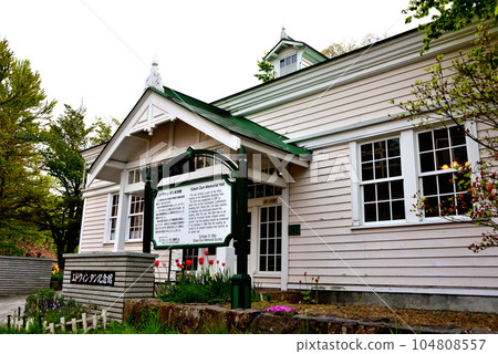 Sapporo City Former Hokkaido Government Makomanai Stud Farm Office (diagonal view) 104808557