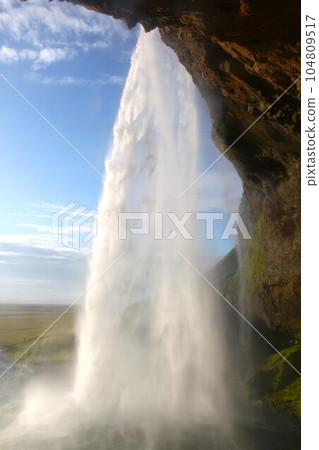 Iceland waterfall Seljalandsfoss Iceland waterfall Seljalandsfoss 104809517