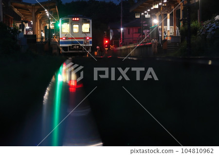 關東鐵道Kiha 310型柴油車稍後從復古車站發車_2023/6/24拍攝 關東鐵道Kiha 310型柴油車稍後從復古車站發車_2023/6/24拍攝 104810962