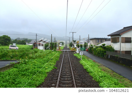 雨季肥薩橙鐵道，從泉站到湯之浦站的車窗風景（2022年） 104812621