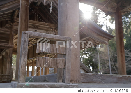 神社木秤(愛知縣豐田市三毛神社紫寶殿) 神社木秤(愛知縣豐田市三毛神社紫寶殿) 104816358