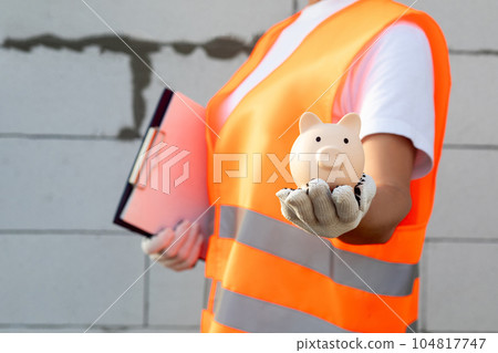 The concept of investment and savings in building. 104817747