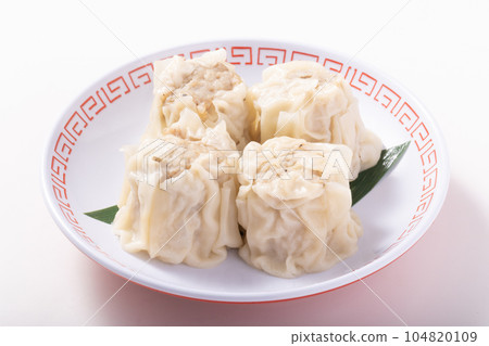 Steamed pork dumplings with dried scallops 104820109