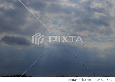 Scenery with clouds 104820389