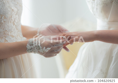 Wedding image of two women Wedding image of two women 104820925
