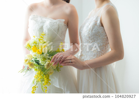 Wedding image of two women Wedding image of two women 104820927