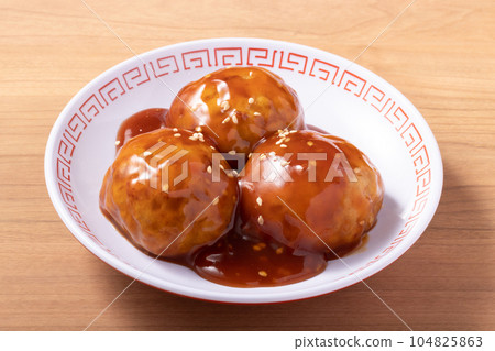 Meat dumpling sweet and sour sauce 104825863