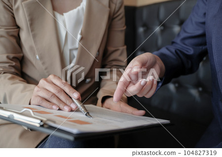 Business People Meeting Design Ideas professional investor working new start up project. Concept. business planning in office 104827319