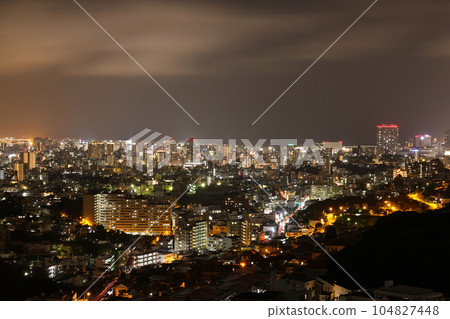 那霸市首裡夜景 104827448
