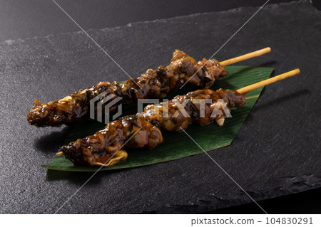 鰻魚肝裙 鰻魚肝裙 104830291