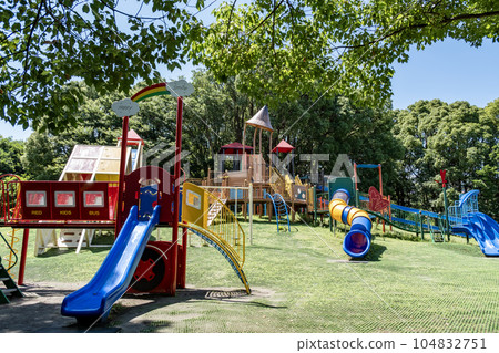Playground equipment in Hiratsuka City General Park Playground equipment in Hiratsuka City General Park 104832751