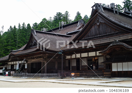 Scenery of Kongobu-ji Temple that governs Koyasan Scenery of Kongobu-ji Temple that governs Koyasan 104836189