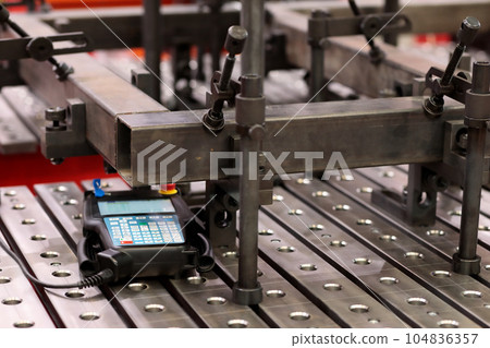 workpieces and CNC welding robot controller 104836357
