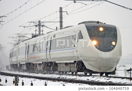北陸本線 三河加賀笠間 JR 西日本 681 系列 T18+T22 編組(金澤) Thunderbird 北陸本線 三河加賀笠間 JR 西日本 681 系列 T18+T22 編組(金澤) Thunderbird 104840759