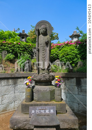 Gokokuji Temple, Bunkyo Ward, Tokyo 104845413