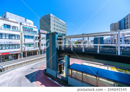 Yokohama cityscape in Japan, overlooking Totsuka Station, Totsukana Deck, etc. 104845545