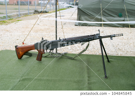 展出的自衛隊 64 式 7.62 毫米步槍 展出的自衛隊 64 式 7.62 毫米步槍 104845845